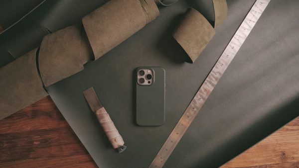 Elago iPhone 15 Pro Max Vegan Deri Magsafe Kılıf - Görsel 2